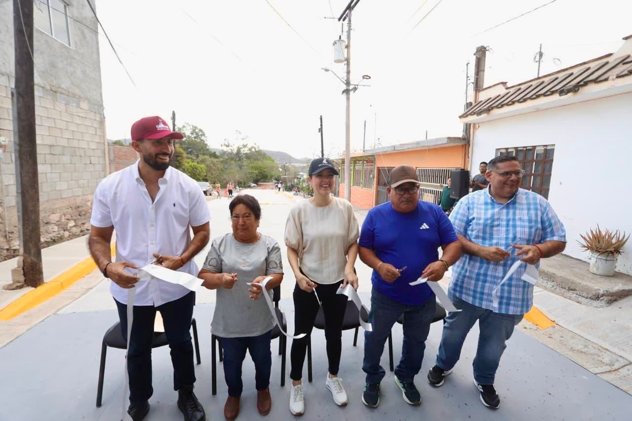 Lee más sobre el artículo Estrenan Pavimento y Drenaje en la Colonia Genaro Estrada