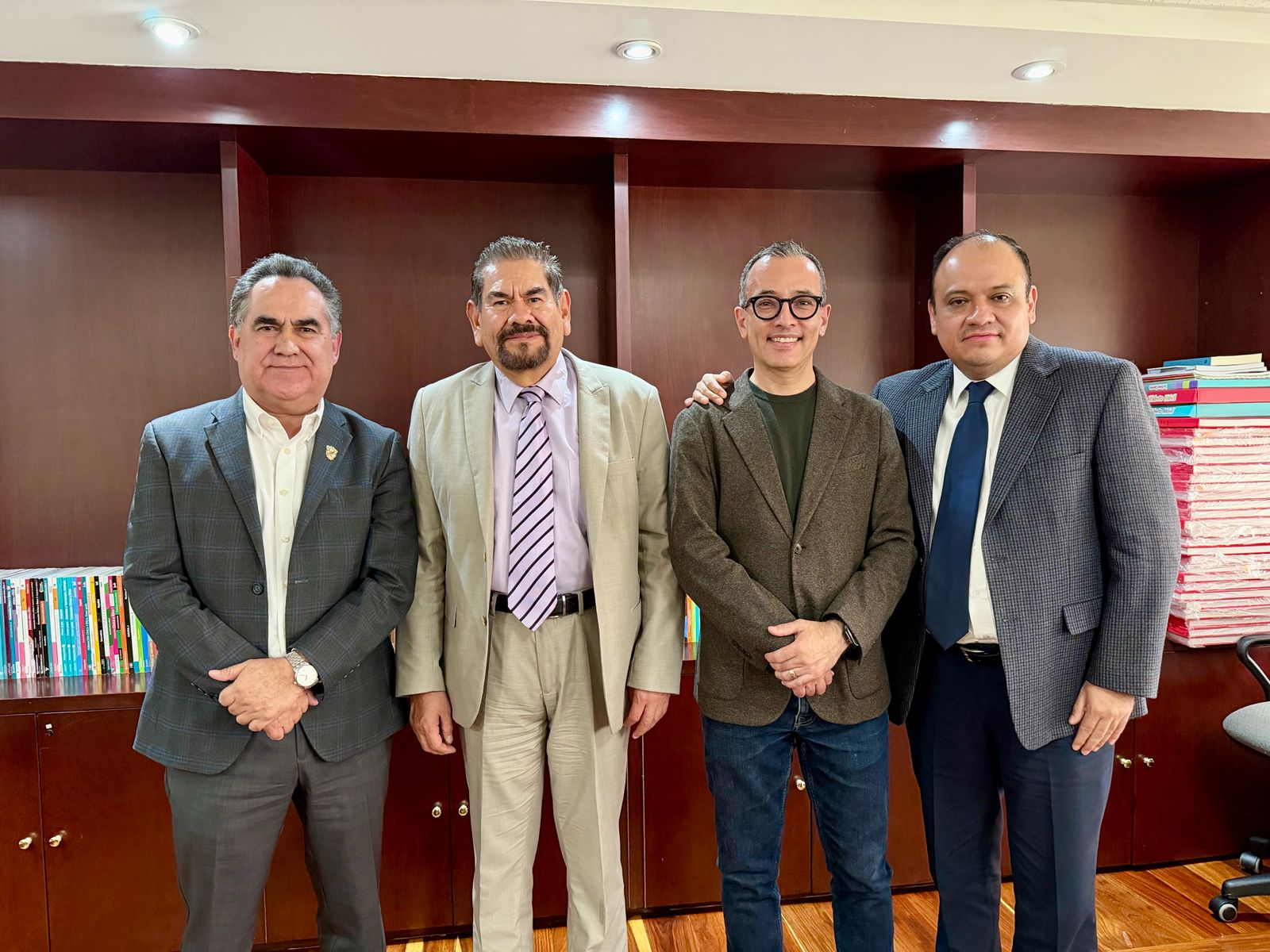 Busca Jesús Madueña Recursos Económicos para Estabilizar a la UAS