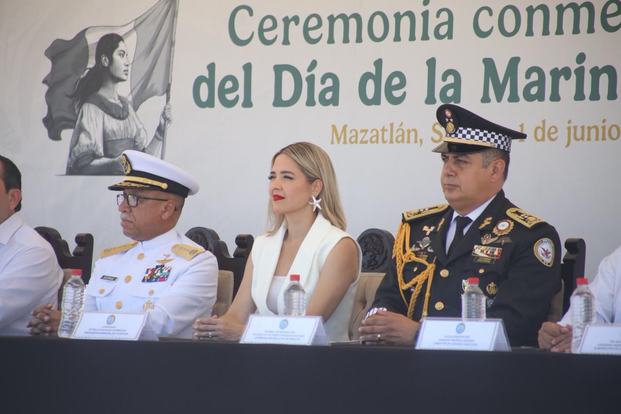 Lee más sobre el artículo Autoridades del Estado y Municipio y Navales Celebran en Mazatlán el Día de la Marina