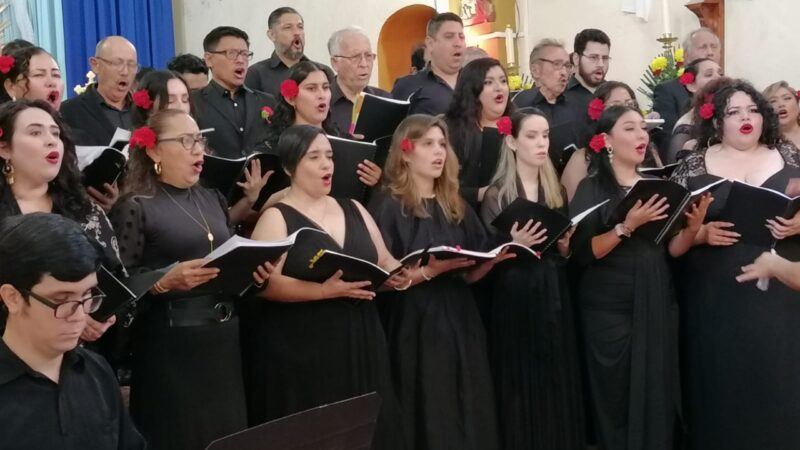 Antonio González celebra el legado de Coro Ángela Peralta y anuncia su reencuentro con Mazatlán en el “Concierto a dos pianos”