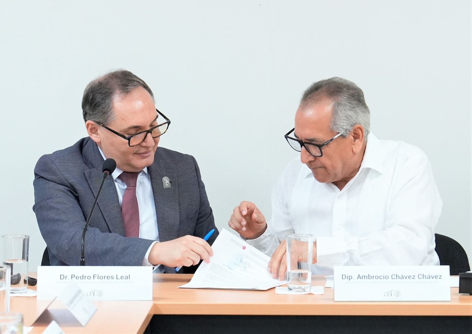 Lee más sobre el artículo Comisión de Salud aprueba dictamen que brinda más atención a diabetes, obesidad y salud bucal