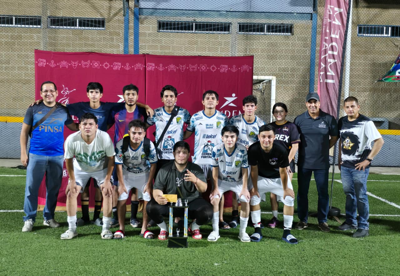 Logra Florería Gary’s el campeonato en la Primera Fuerza de Lomas del Ébano