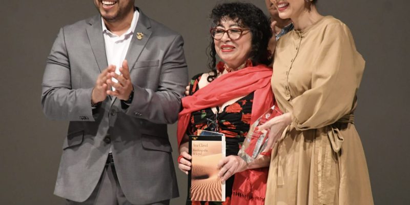 Galardón de la UAS para Ana Clavel