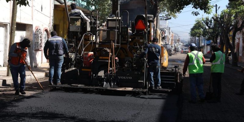 Aceleran Trabajos de Reencarpetado y Bacheo en Mazatlán