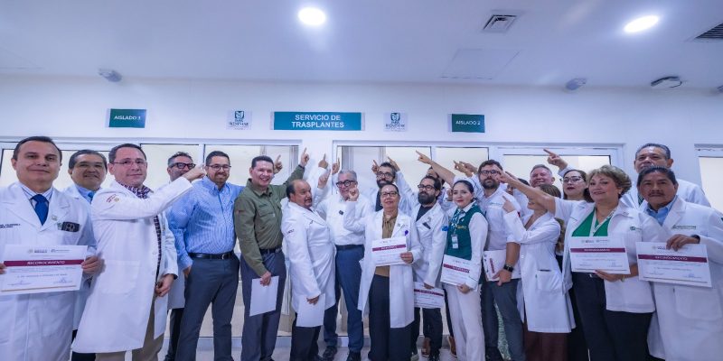Reconocen a Personal Médico de Trasplantes del Hospital General IMSS Bienestar