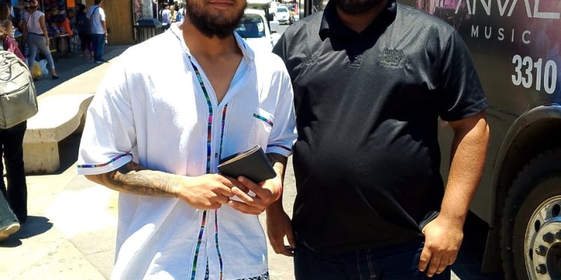 Chofer de Camión Urbano Regresa Cartera a Turista