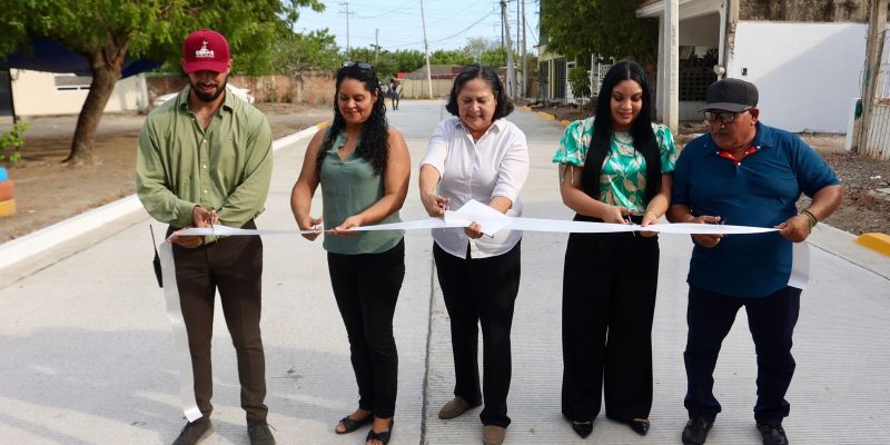 Entregan Calles Pavimentadas en la Jaripillo y Libertad de Expresión