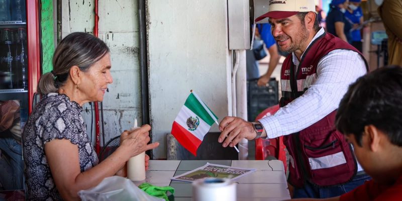 Rodolfo Valenzuela Sánchez, Recorrió el Mercado de Abastos