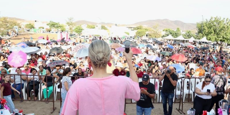 Multitudinario Festejo de Día de las Madres en Pradera Dorada