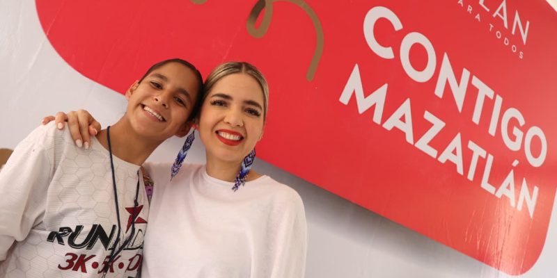 Llevan «Contigo Mazatlán” a Villas del Estero en Mazatlán