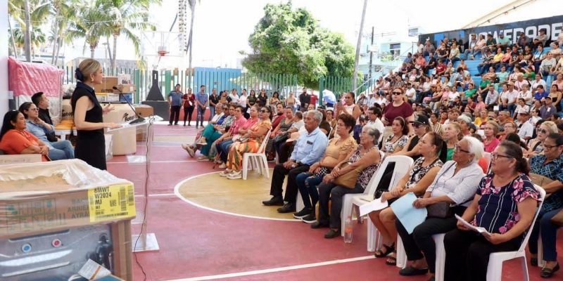 Benefician a 351 familias con el Programa Peso a Peso del Bienestar