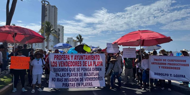 Vendedores de Playa Manifiestan Inconformidad Ante Profepa y Ayuntamiento