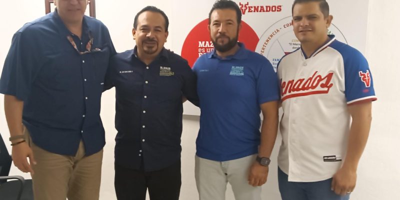 sostuvieron una reunión de trabajo con el presidente de la Alianza de Camiones Urbanos de Mazatlán.