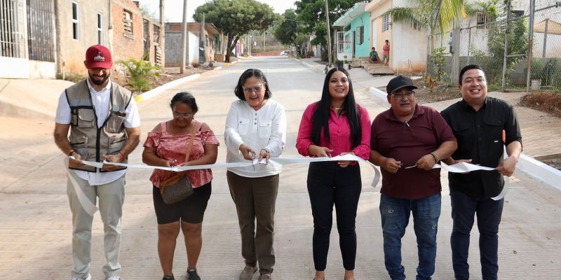 Estrenan Calle Pavimentada en la Colonia Ejidal de Mazatlán