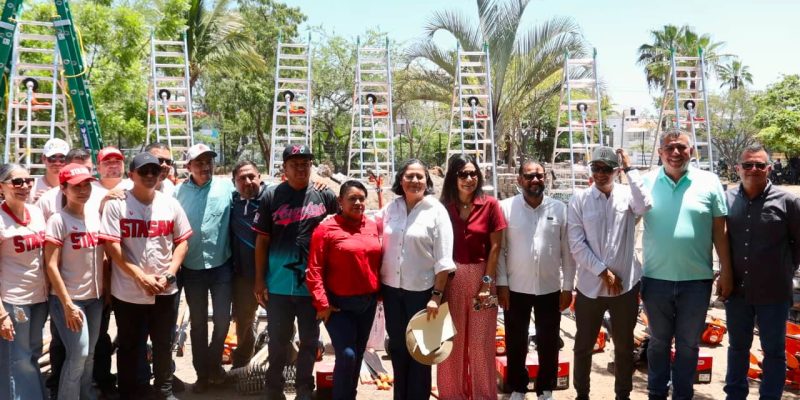Entregan Equipo y Herramientas a Trabajadores del Ayuntamiento