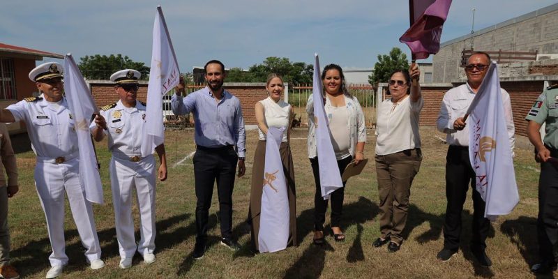 Estrella Palacios Encabezó Banderazo de Inicio de Construcción de una Aula