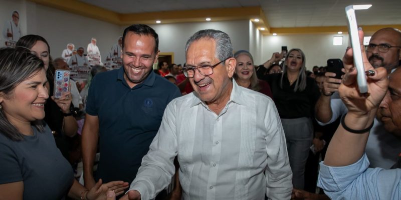 «El Meny» Busca la Coordinación por Mazatlán